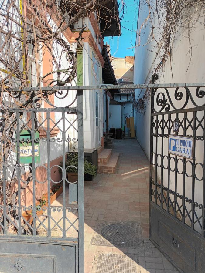 Casa Liveni Apartamento Bucareste Exterior foto