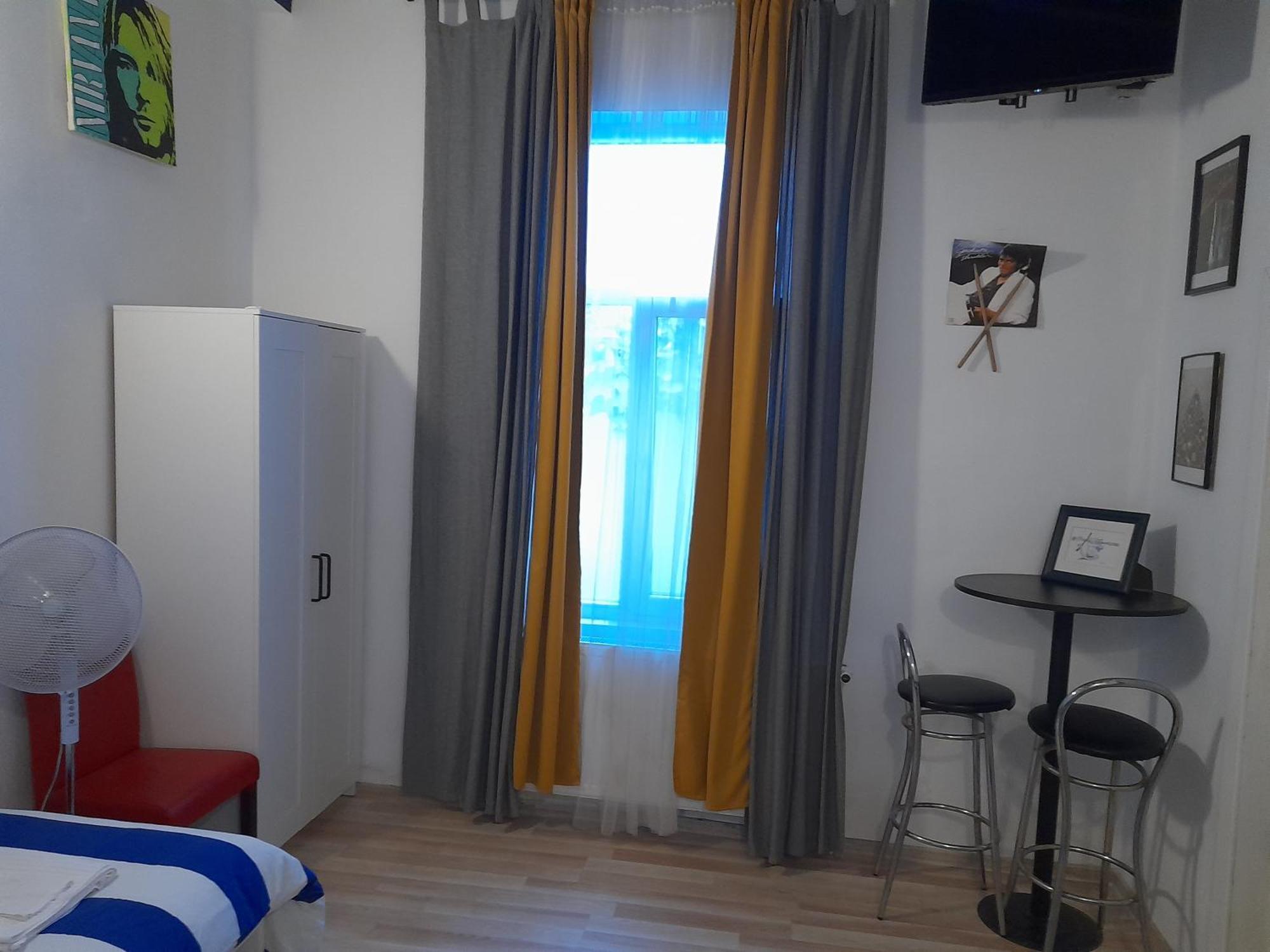 Casa Liveni Apartamento Bucareste Exterior foto